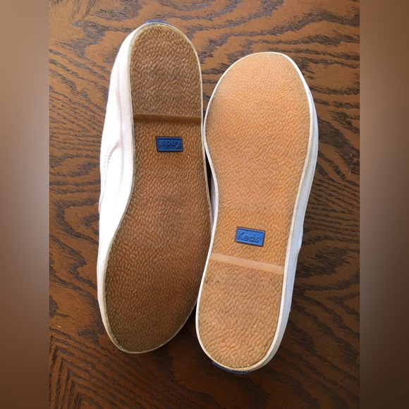 White keds - Picture 2 of 3